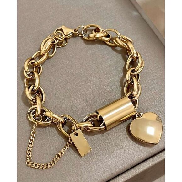 Heart Chain Bracelet - Picture 7 of 8